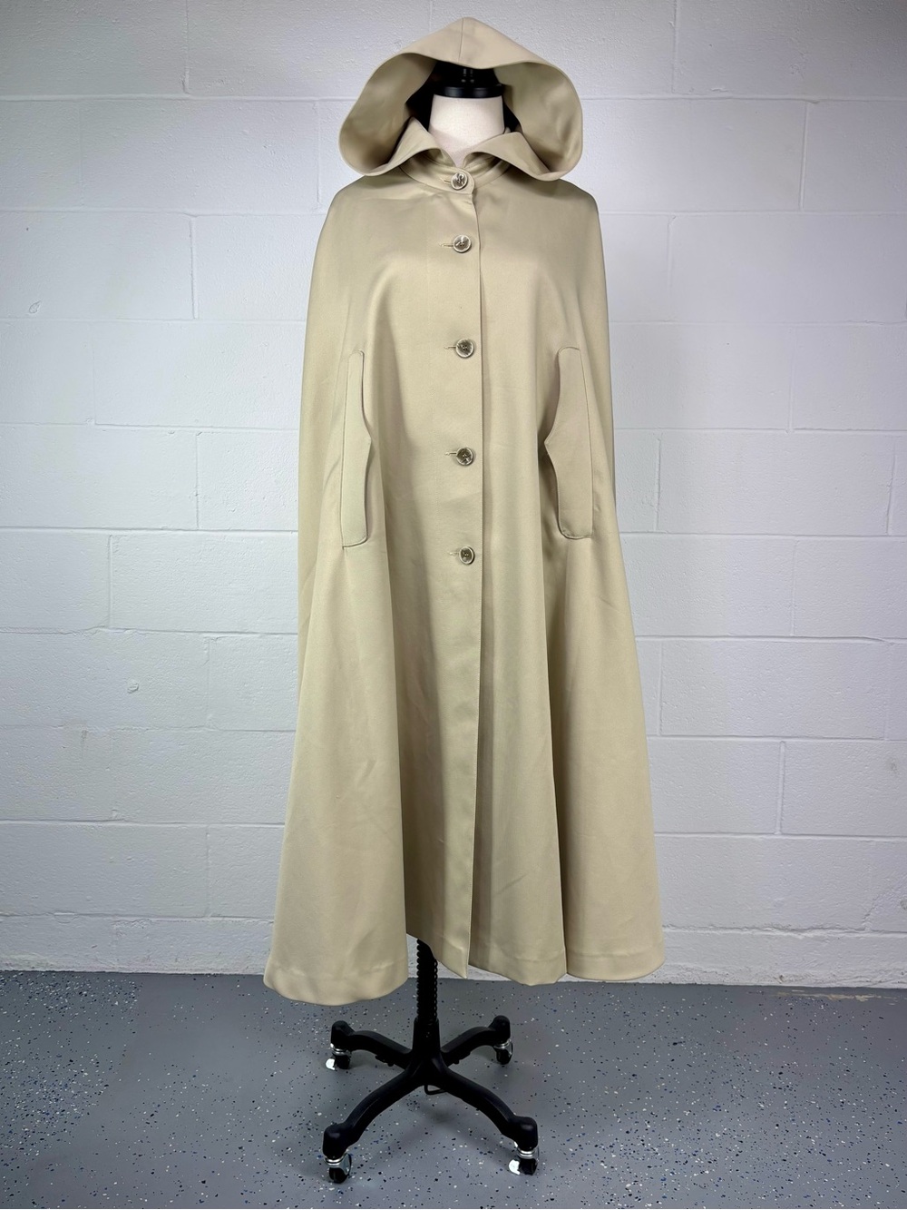 Vintage 70s Khaki Gabardine Long Rain Cloak Cape Poncho Hooded Pockets One Size